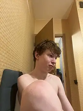 Snapshot of semen_keeper chatting on 12.18.24 semen keeper online show from 12.18.24