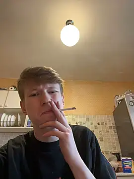 Snapshot of semen_keeper chatting on 02.21.25 semen keeper online show from 02.21.25