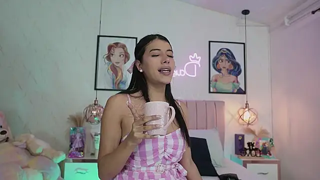 dani parker  online show from 06.30.26