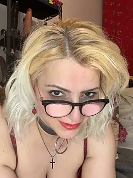 Maria Texas online show from 04.02.26