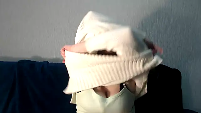 Snapshot of SecretWithJessie chatting on 03.01.25 SecretWithJessie online show from 03.01.25