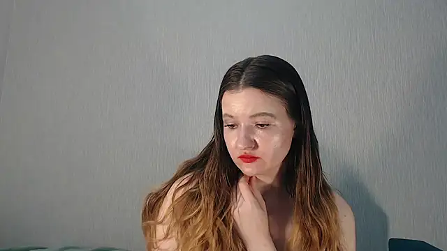 Snapshot of SecretWithJessie chatting on 03.19.25 SecretWithJessie online show from 03.19.25