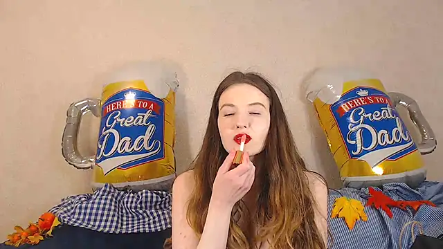 Snapshot of SecretWithJessie chatting on 09.30.25 SecretWithJessie online show from 09.30.25