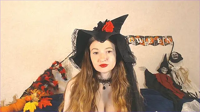 Snapshot of SecretWithJessie chatting on 10.28.25 SecretWithJessie online show from 10.28.25