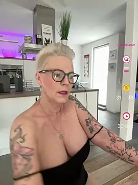 Snapshot of German_Milf chatting on 05.09.26 German Milf online show from 05.09.26