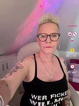 Snapshot of German_Milf chatting on 06.02.26 German Milf online show from 06.02.26