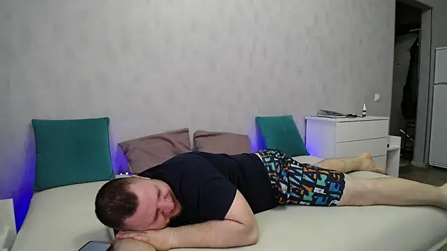 LindyVSAndy online show from 04.21.26