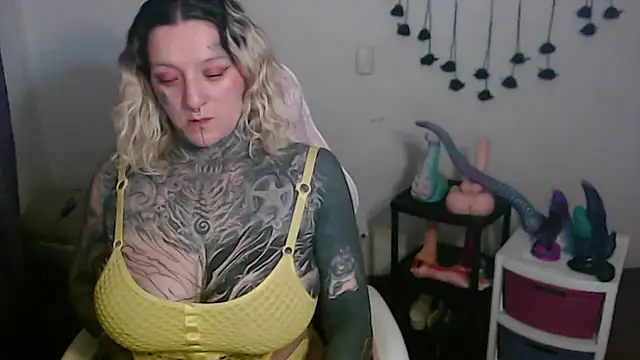 SLOPPYTITSS online show from 08.02.26