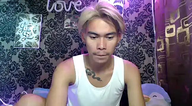 Snapshot of asianpatt69 chatting on 12.02.24 asianpatt69 online show from 12.02.24