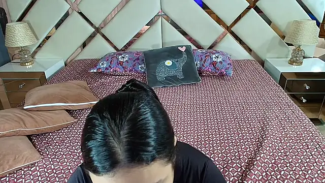 Snapshot of NaughtyAnaa chatting on 03.08.25 NaughtyAnaa online show from 03.08.25