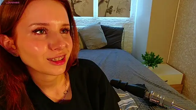 Snapshot of Betty_June chatting on 06.23.26 Betty June online show from 06.23.26