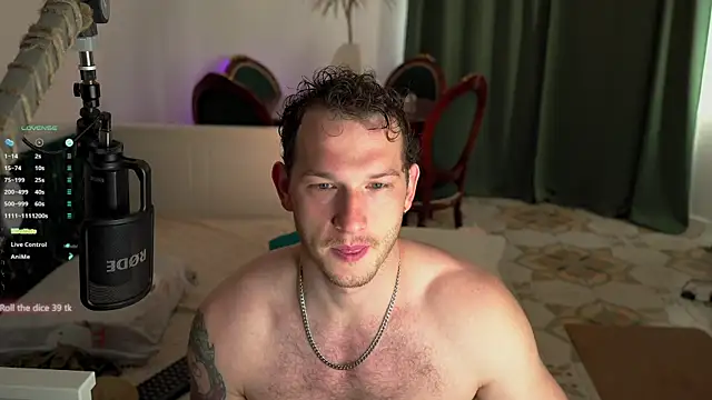 Snapshot of VIktorSecret chatting on 07.09.26 VIktorSecret online show from 07.09.26