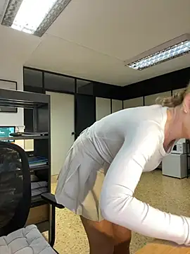 EmaSalis online show from 01.29.25