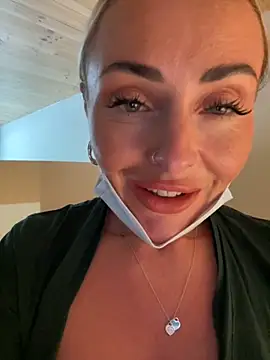 EmaSalis online show from 09.10.25