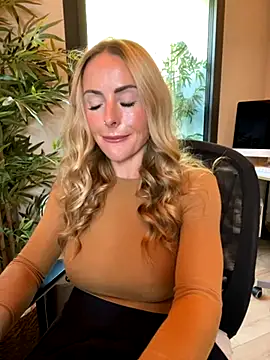 EmaSalis online show from 09.22.25