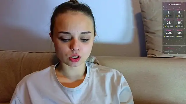 Misss Vikk online show from 02.22.25