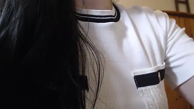 Lisakisss online show from 04.22.26