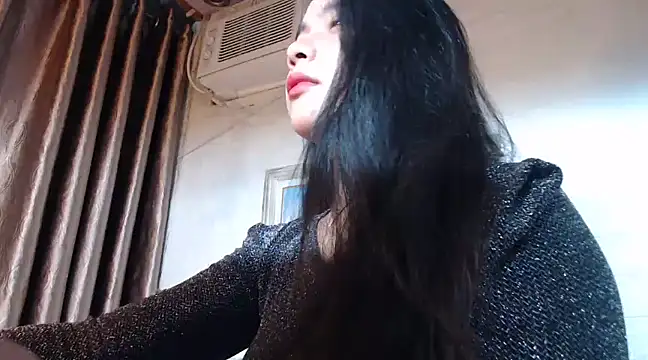 Snapshot of Urbabygirl_jenny chatting on 12.06.24 Urbabygirl jenny online show from 12.06.24