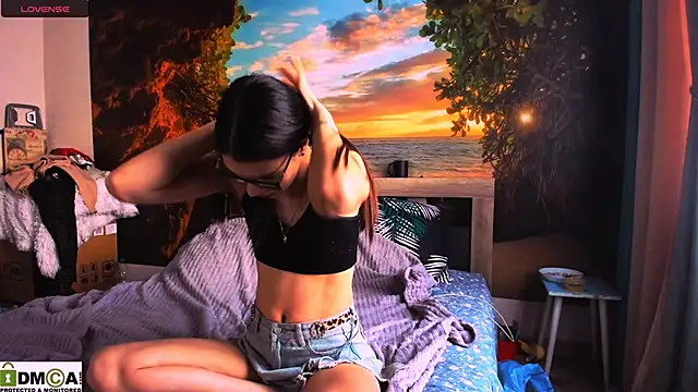 MollyLollipop online show from 01.24.25