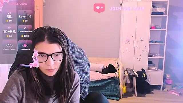 MollyLollipop online show from 11.20.25