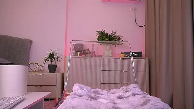 lildiaa online show from 05.04.26