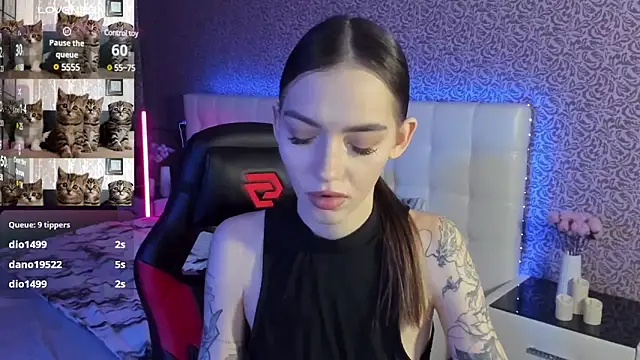 SophieCatty online show from 02.04.25