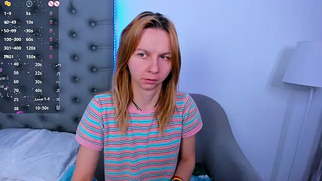 Snapshot of Bell_a_mi_ chatting on 03.09.25 Bell a mi online show from 03.09.25