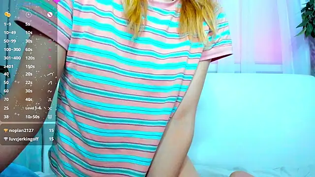 Snapshot of Bell_a_mi_ chatting on 03.12.25 Bell a mi online show from 03.12.25