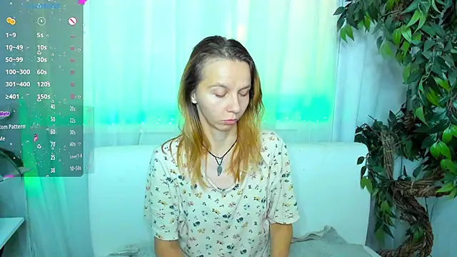 Snapshot of Bell_a_mi_ chatting on 09.22.25 Bell a mi online show from 09.22.25