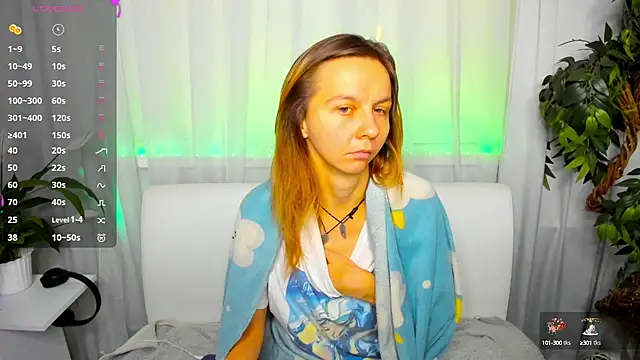 Snapshot of Bell_a_mi_ chatting on 10.12.25 Bell a mi online show from 10.12.25