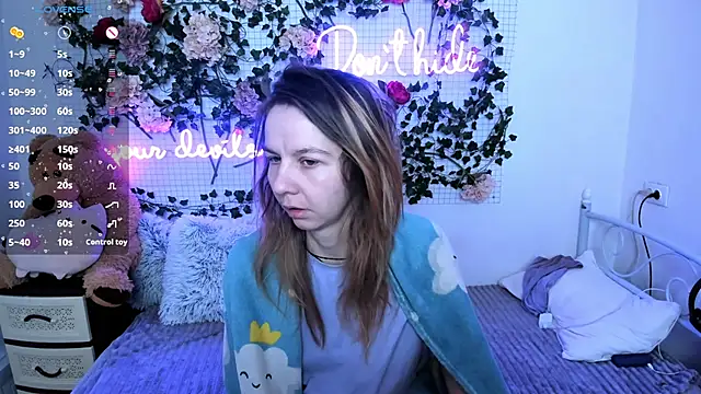 Snapshot of Bell_a_mi_ chatting on 01.18.26 Bell a mi online show from 01.18.26