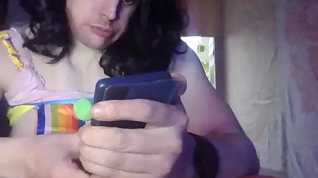 Snapshot of slankecrosdresser chatting on 02.06.25 slankecrosdresser online show from 02.06.25