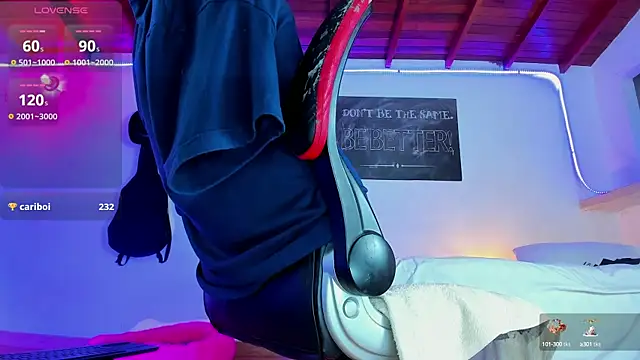 Snapshot of RyanCarter_ chatting on 12.19.24 RyanCarter  online show from 12.19.24