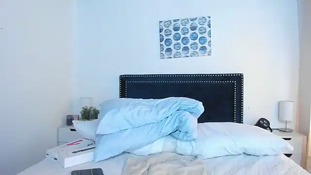 ZulyMichels online show from 02.14.25