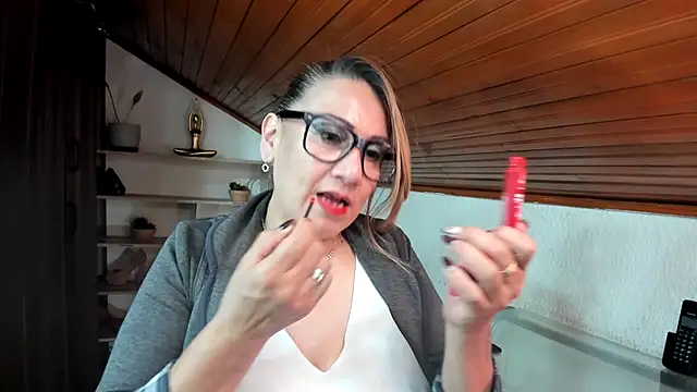yayita mature online show from 04.30.26