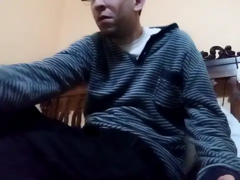 White rabbit  online show from 02.06.25