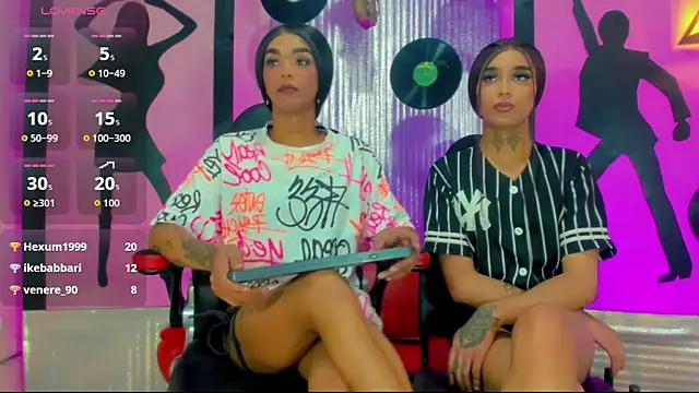 nickyminach  online show from 09.26.25