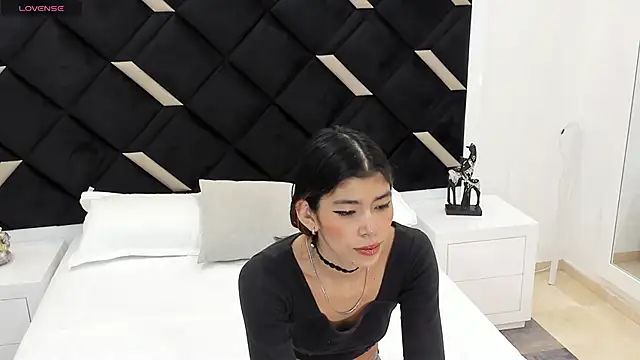 Girl Cherry online show from 09.12.25