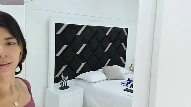 Girl Cherry online show from 09.26.25