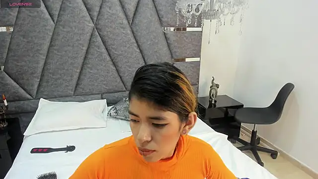 Girl Cherry online show from 10.07.25