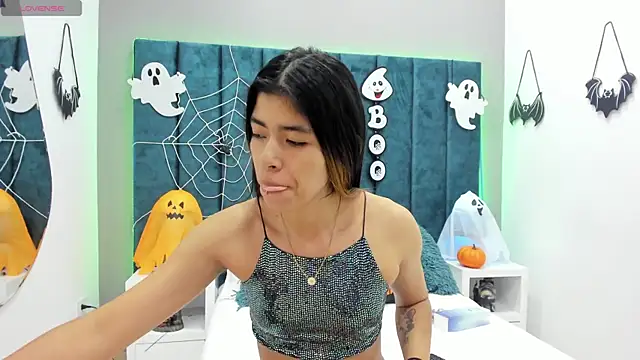 Girl Cherry online show from 10.12.25