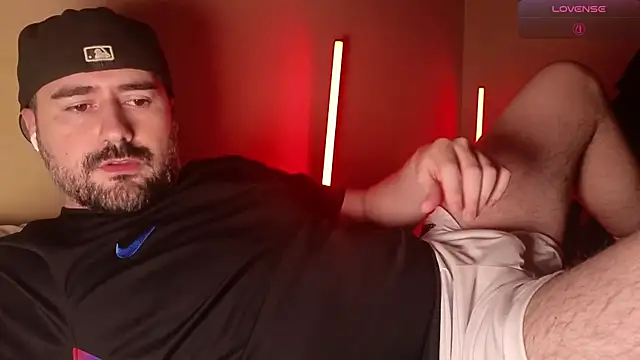 DominantTheo online show from 06.12.26