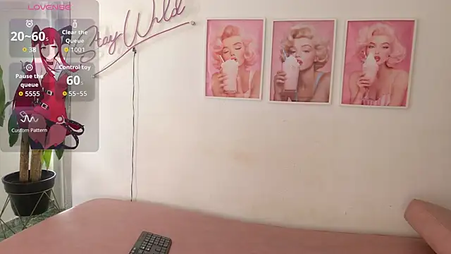 Adele LatinLady online show from 07.29.26