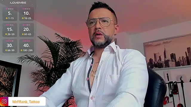 MrFrank tattoo online show from 12.05.24