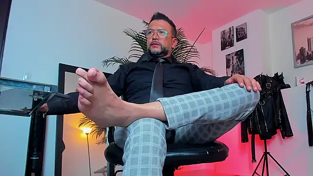 MrFrank tattoo online show from 12.13.24