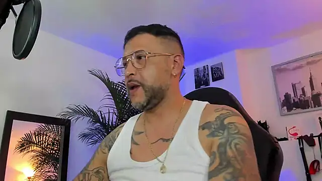 MrFrank tattoo online show from 01.21.25