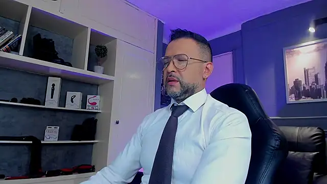 MrFrank tattoo online show from 10.15.25