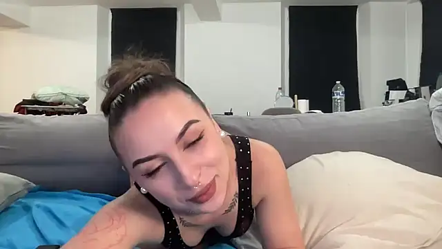 Snapshot of onefire56 chatting on 01.25.25 onefire56 online show from 01.25.25