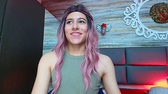 Snapshot of oliver__brown chatting on 03.21.25 oliver brown online show from 03.21.25