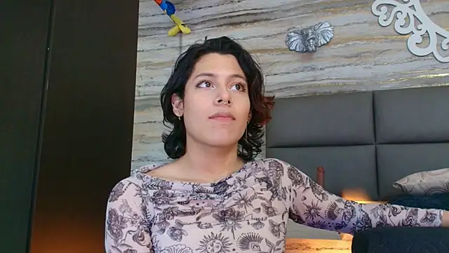 Snapshot of oliver__brown chatting on 01.13.26 oliver brown online show from 01.13.26